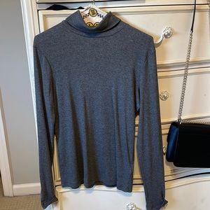 H&M Turtleneck shirt